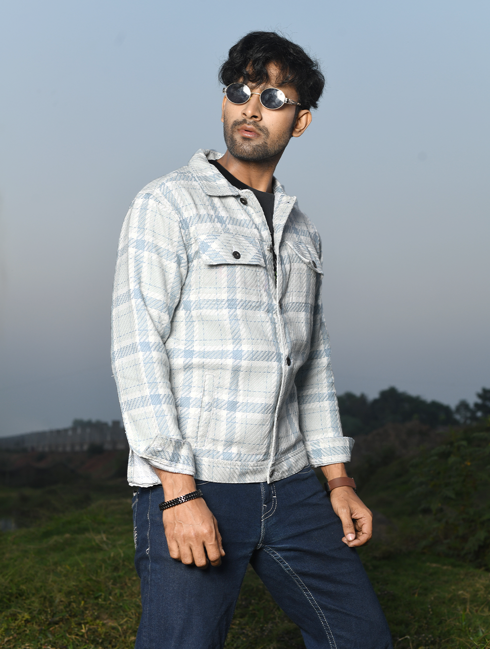 Men’s Shacket – White Plaid (SK-003)